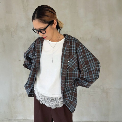 レディース　チェック柄フード付きシャツ(IKUMI)