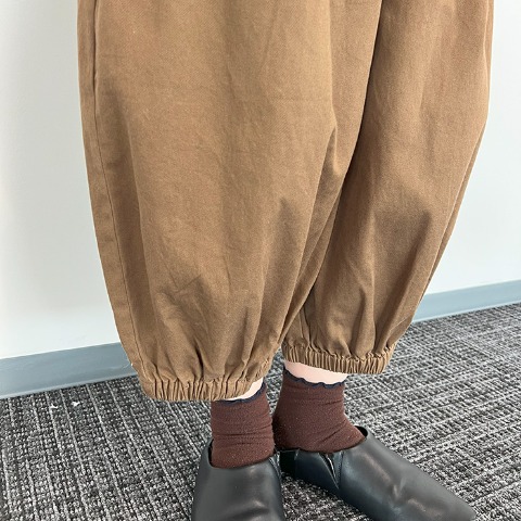 レディース　裾ゴムコクーンパンツ（Mushroom）