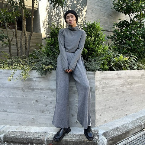 レディース　ニットパンツ（忍舞）