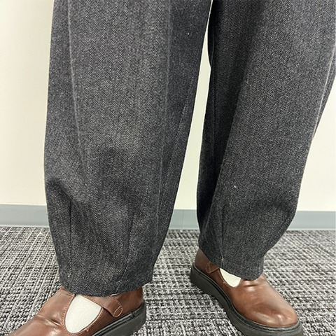 レディース　ヘリンボーン柄パンツ（Mushroom）