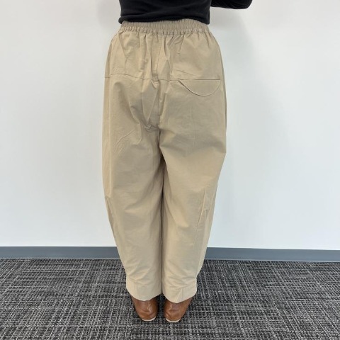 レディース　裾タックパンツ（Mushroom）