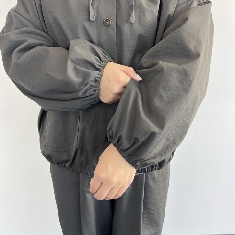 レディース　マウンテンパーカ（Mushroom）