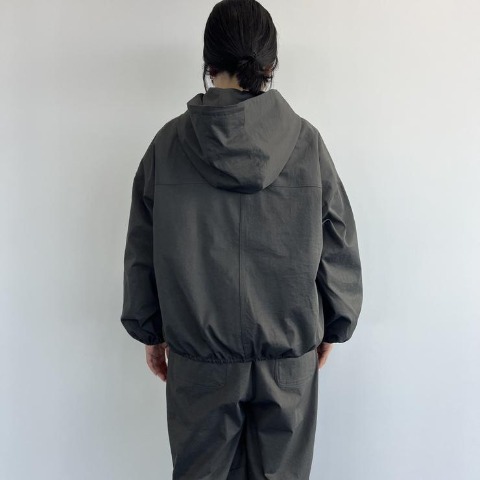 レディース　マウンテンパーカ（Mushroom）