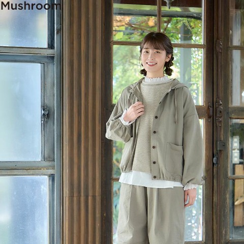 レディース　マウンテンパーカ（Mushroom）