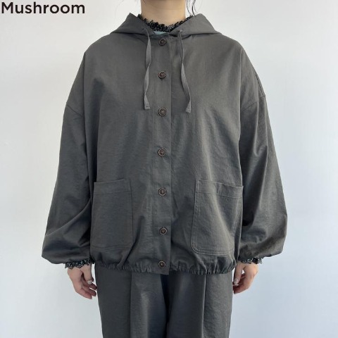 レディース　マウンテンパーカ（Mushroom）