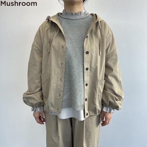 レディース　マウンテンパーカ（Mushroom）
