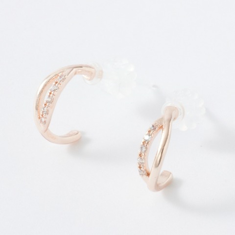 ピアス