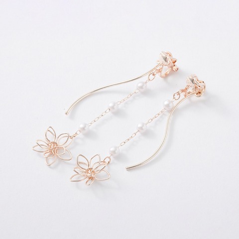 レディース　イヤリング（桜シリーズ）