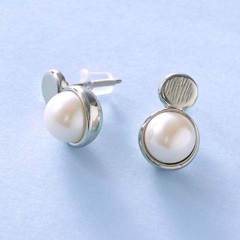 レディース　ピアス（tsukuru&Lin.）