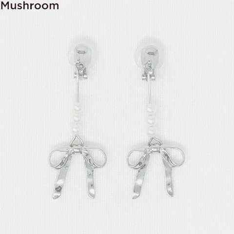 レディース　イヤリング（Mushroom×まきみさき）