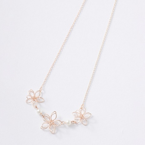 レディース　ネックレス（桜シリーズ）