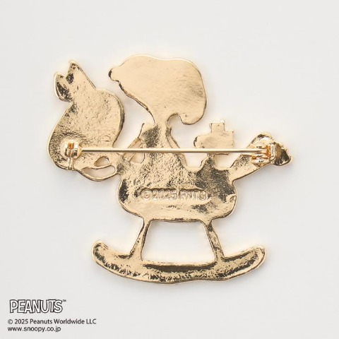 レディース　ブローチ（PEANUTS）