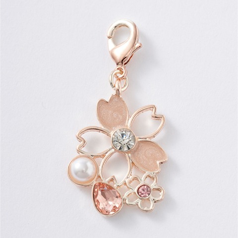 レディース　チャーム（桜シリーズ）