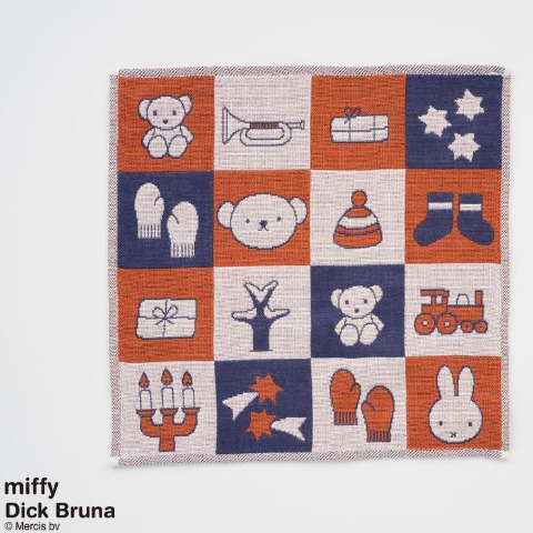 3重ガーゼハンカチ（miffy）