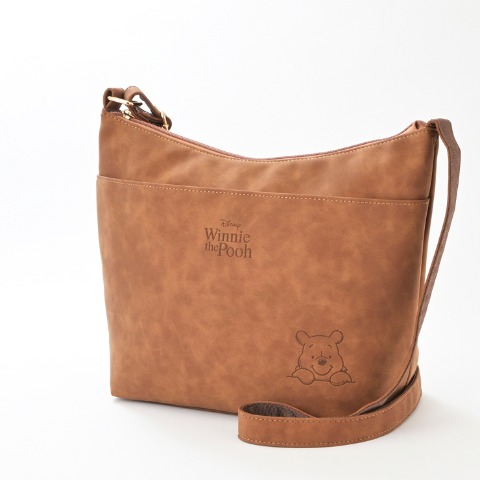 レディース　ショルダーバッグ（くまのプーさん）