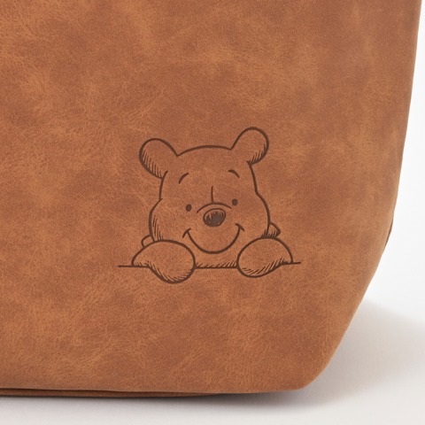 レディース　ショルダーバッグ（くまのプーさん）