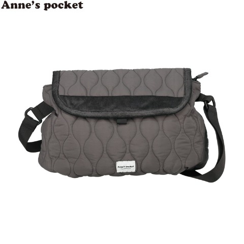 レディース　ショルダーバッグ（Anne's pocket）