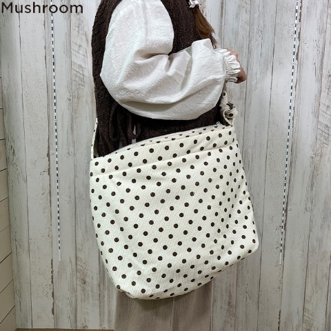 レディース　ショルダーバッグ（まきみさき×Mushroom）