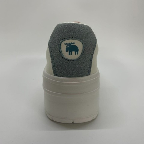 レディース　スニーカー（MOZ）