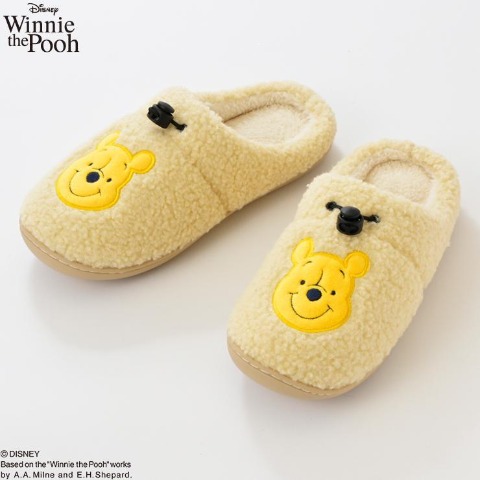 レディース　クロッグシューズ（くまのプーさん）