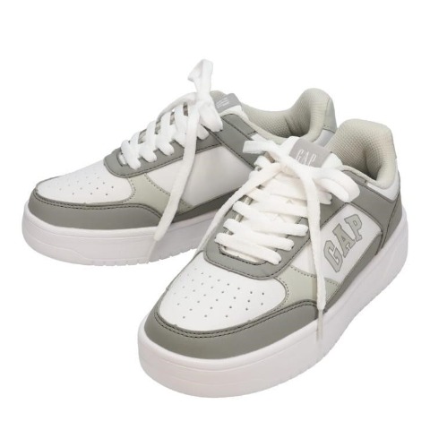 レディース　スニーカー（GAP）