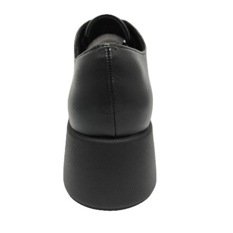 レディース　カジュアルシューズ（CECIL McBEE）