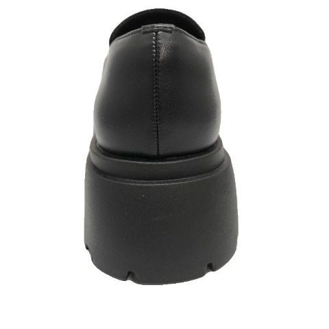 レディース　カジュアルシューズ（CECIL McBEE）