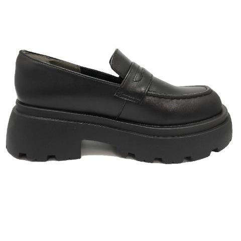 レディース　カジュアルシューズ（CECIL McBEE）