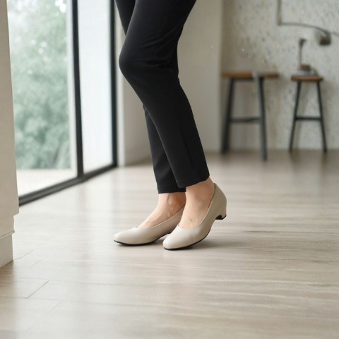 レディース　パンプス（姿勢サポート　屈曲パンプス）