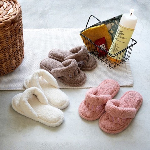 レディース　ルームシューズ （ふんわりパイルの低反発5本指スリッパ　ブラウン）