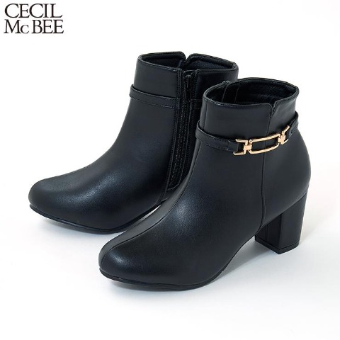 レディース　ショートブーツ（CECIL McBEE）