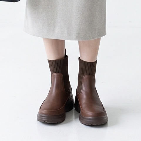 レディース　多機能血行促進ショートブーツ