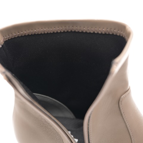 レディース　ストレッチショートブーツ（la farfa SHOES)