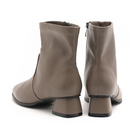 レディース　ストレッチショートブーツ（la farfa SHOES)