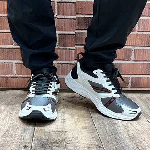 メンズ　スニーカー　（250・255・260・265・270・DUNLOP REFINED）