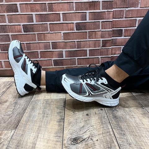 メンズ　スニーカー　（250・255・260・265・270・DUNLOP REFINED）