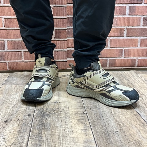 メンズ　スニーカー　（250・255・260・265・270・DUNLOP REFINED）