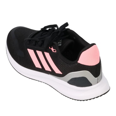 レディース　スポーツブランドスニーカー　（225・230・235・240・245・adidas）