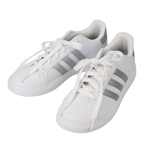 レディース　スポーツブランドスニーカー　（225・230・235・240・245・250・adida