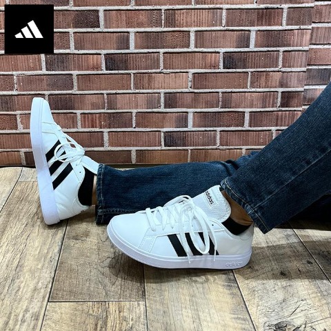 メンズ　スポーツブランドスニーカー　（260・265・270・280・290・adidas）