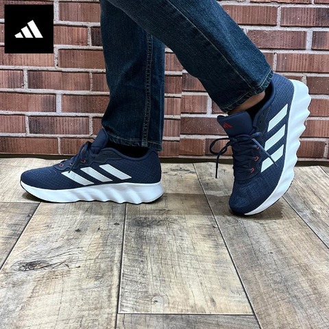メンズ　スポーツブランドスニーカー　（255・260・265・270・275・280・adidas）