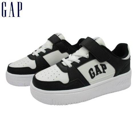 キッズ　スニーカー（20・21・22・23cm・GAP）