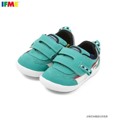 キッズ　シューズ（13・13.5・14・14.5・15cm・IFME）