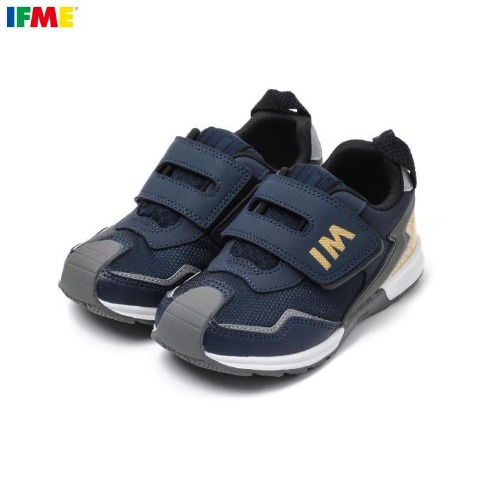 キッズ　シューズ（15.5・16・16.5・17・17.5・18cm・IFME）
