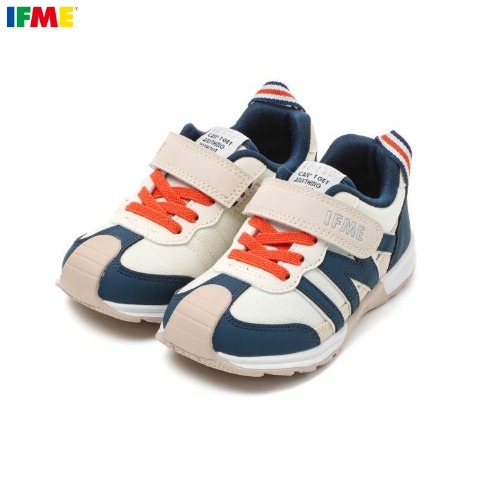 キッズ　シューズ（15.5・16・16.5・17・17.5・18cm・IFME）
