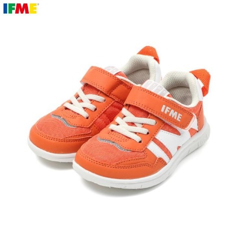 キッズ　シューズ（15.5・16・16.5・17・17.5・18cm・IFME）