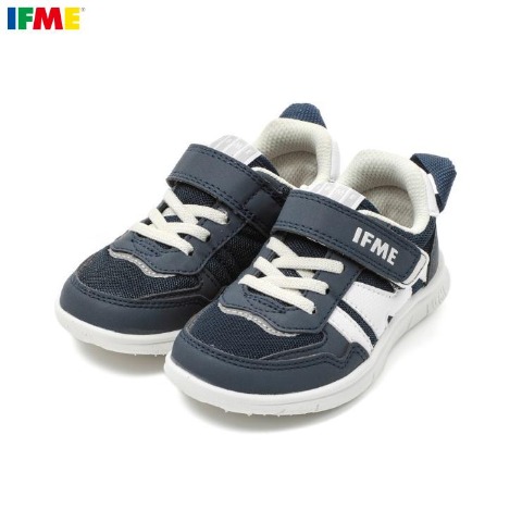キッズ　シューズ（15.5・16・16.5・17・17.5・18cm・IFME）