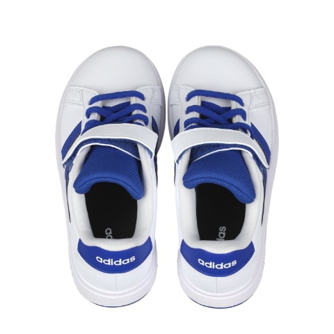 キッズ　シューズ（18・19・20・21cm・adidas）