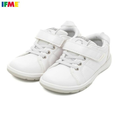 キッズ　スニーカー（15・15.5・16・16.5・17・17.5・18・18.5・19cm・IFM