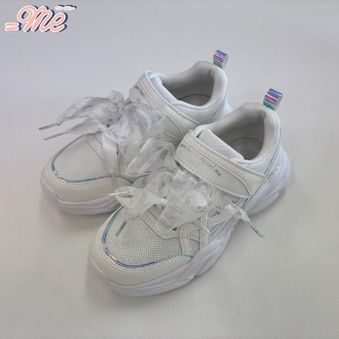 キッズ　シューズ（19・20・21・22cm・=Me）